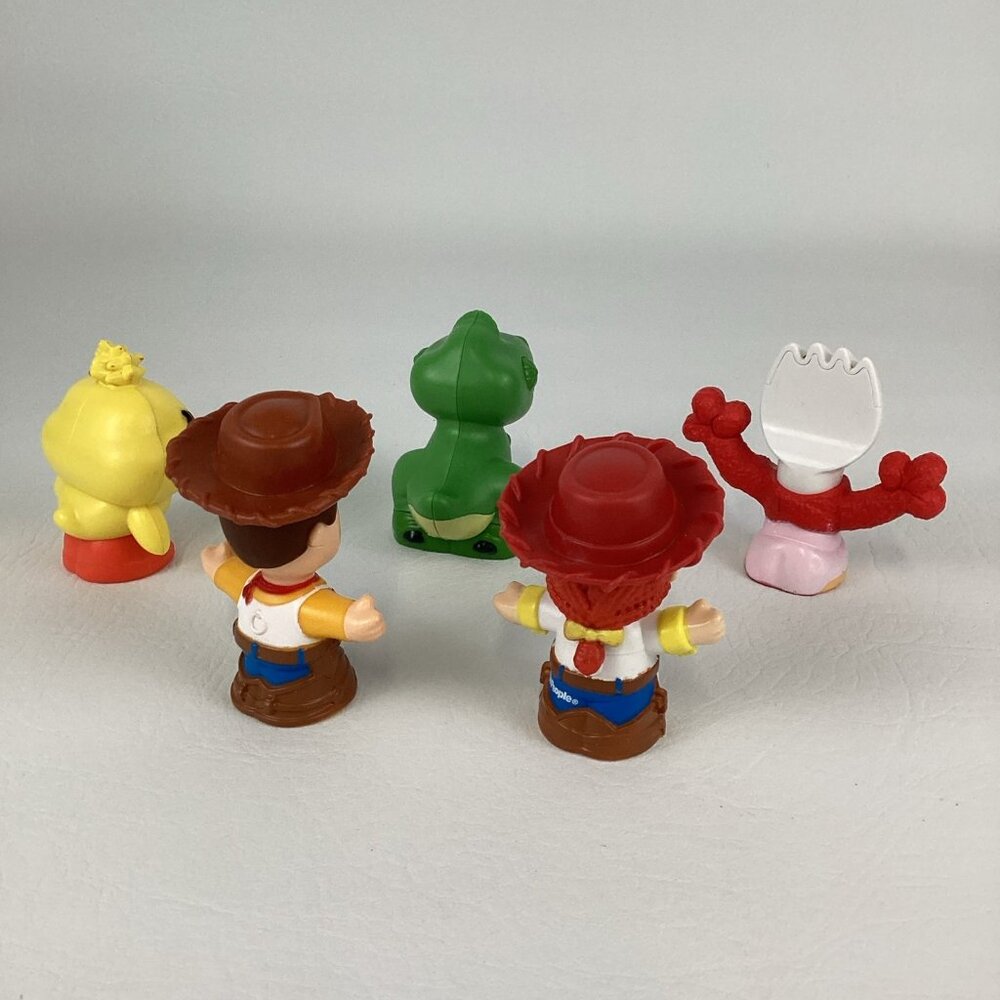 Fisher Price Little People Toy Story Jessie Campground Tri County RV Lot Disney - Picture 15 of 16